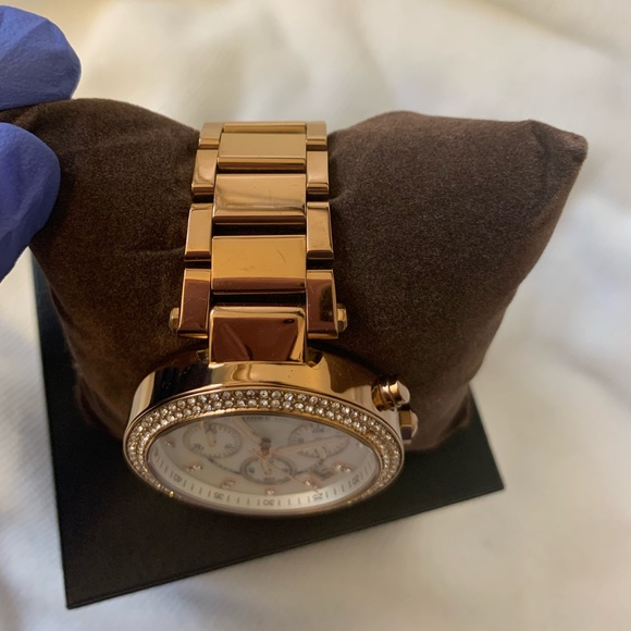 MICHAEL KORS
Parker Dark Rose Gold-Tone Watch - Picture 10 of 14